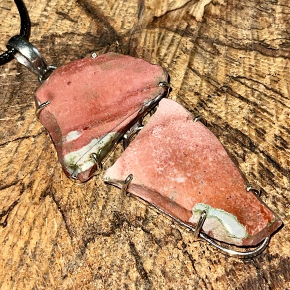 Large Mookaite Jasper Crystal Pendant 3” - Picture 5 of 10